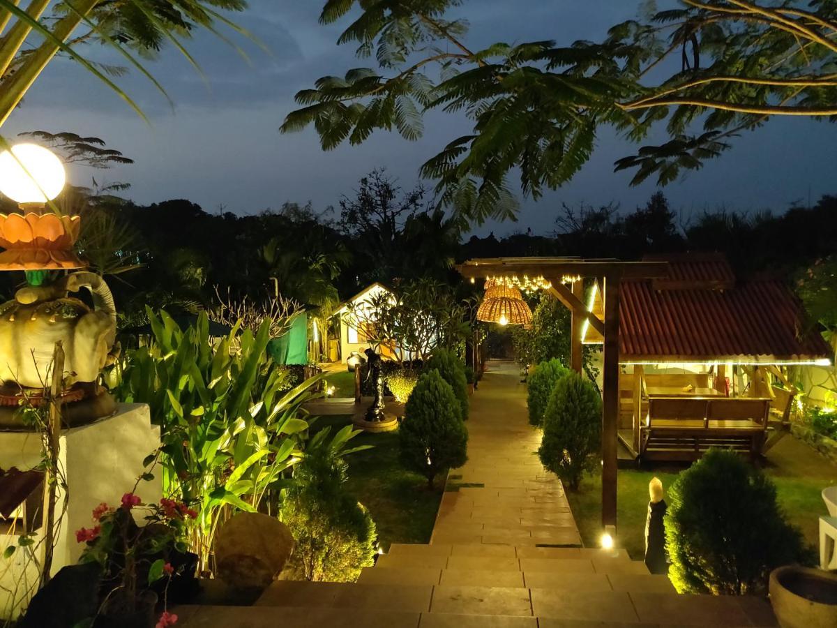 קלנגוטה Rock Forest Goa Honeymoon Cottages מראה חיצוני תמונה