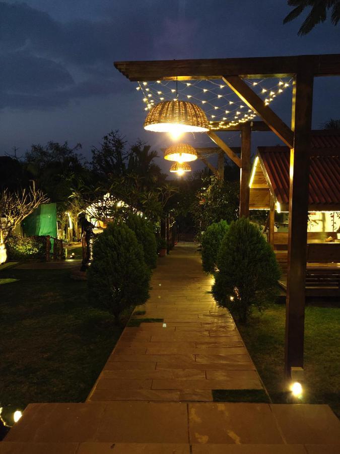 קלנגוטה Rock Forest Goa Honeymoon Cottages מראה חיצוני תמונה