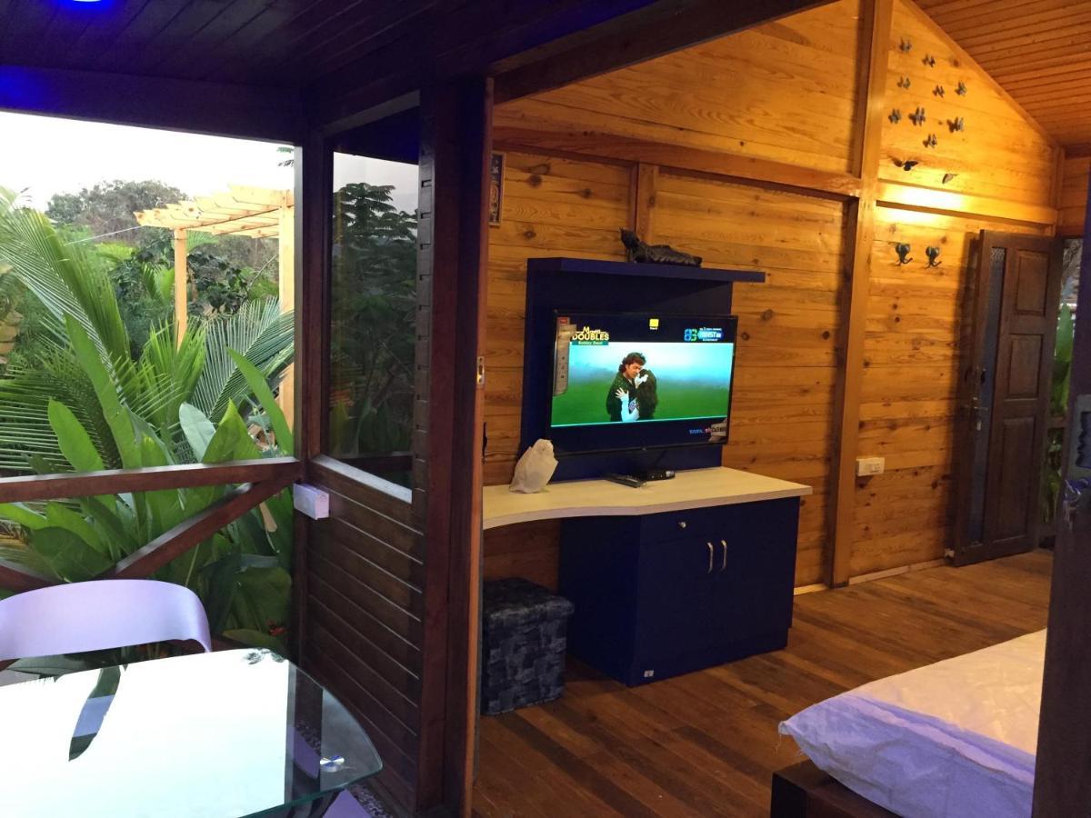 קלנגוטה Rock Forest Goa Honeymoon Cottages מראה חיצוני תמונה