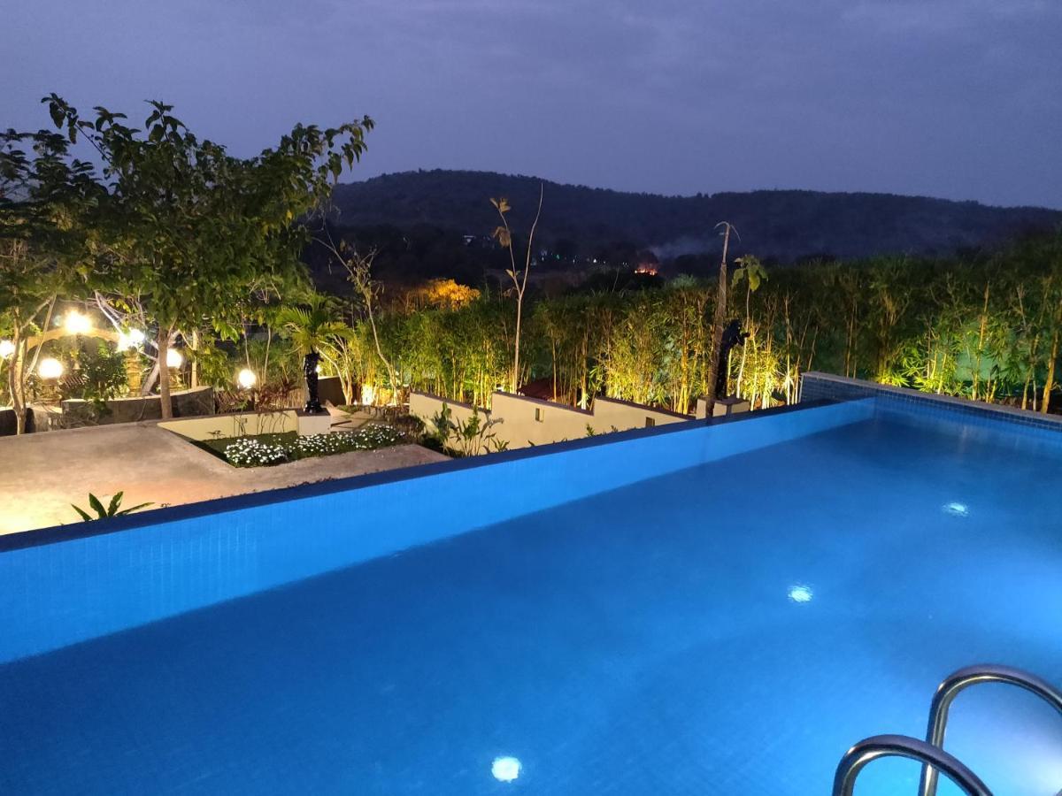 קלנגוטה Rock Forest Goa Honeymoon Cottages מראה חיצוני תמונה