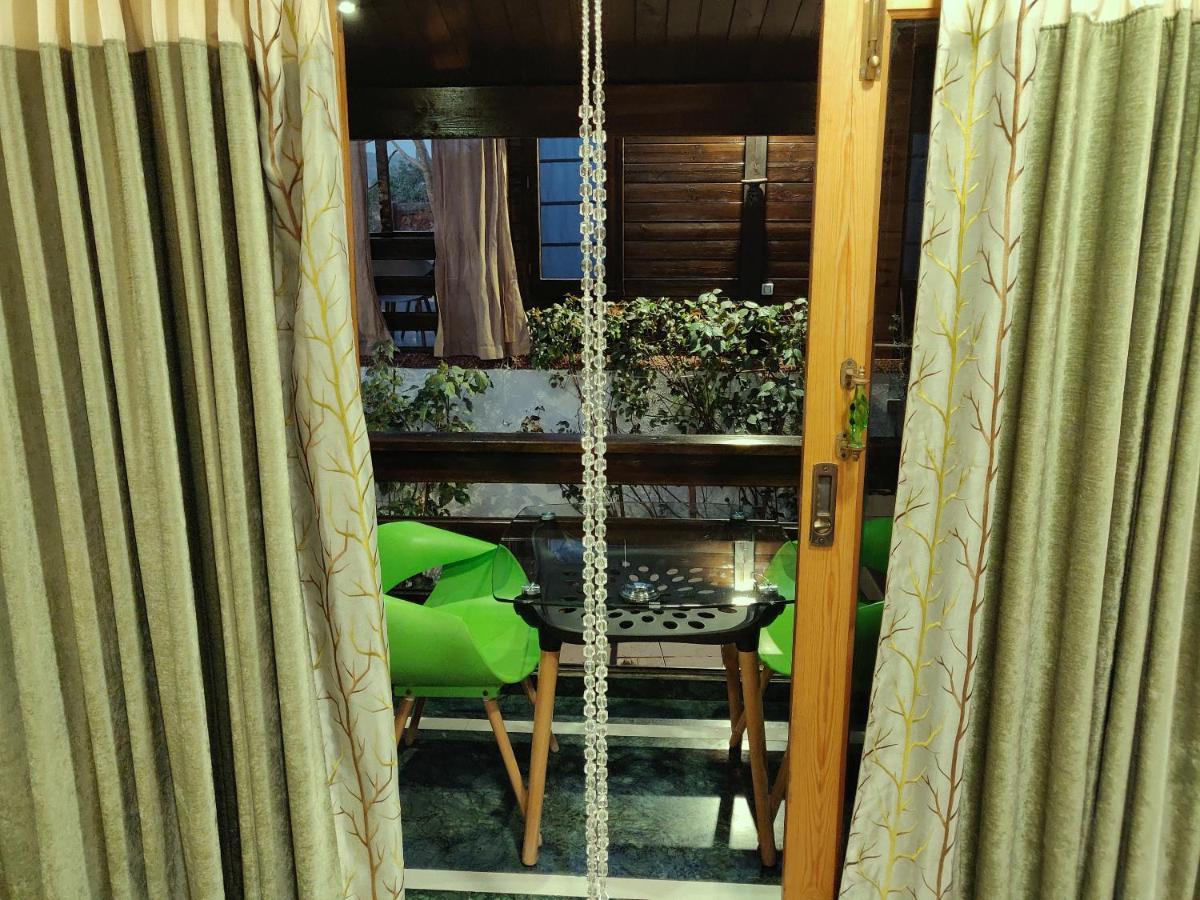 קלנגוטה Rock Forest Goa Honeymoon Cottages מראה חיצוני תמונה